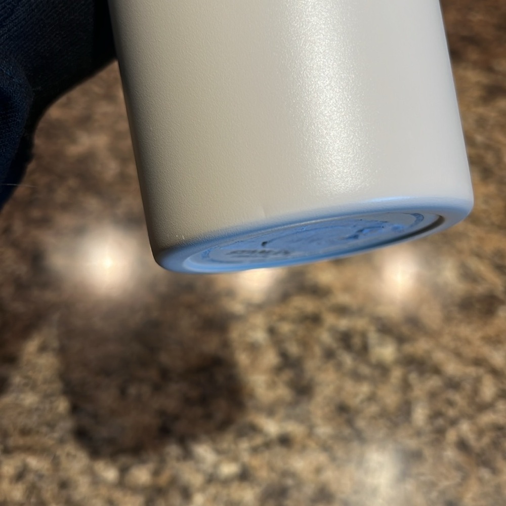Cream Stanley - Picture 3 of 4
